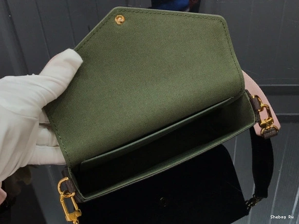 STRAP & VUITTON FELICIE GO LOUIS 0722